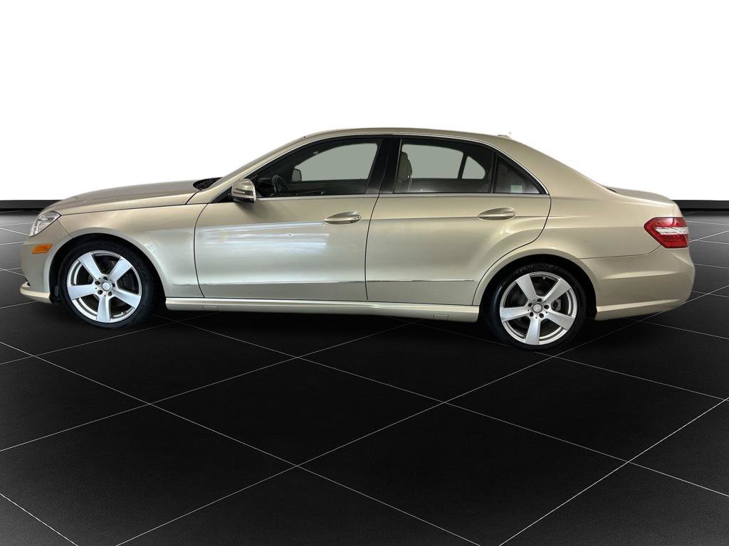 Used 2010 Mercedes-Benz E 350 Sedan image 2
