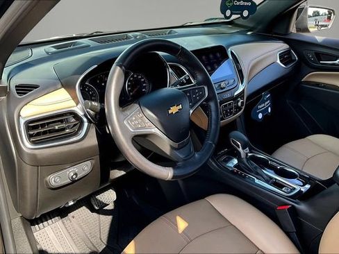Used 2022 Chevrolet Equinox Premier AWD/4WD image 17
