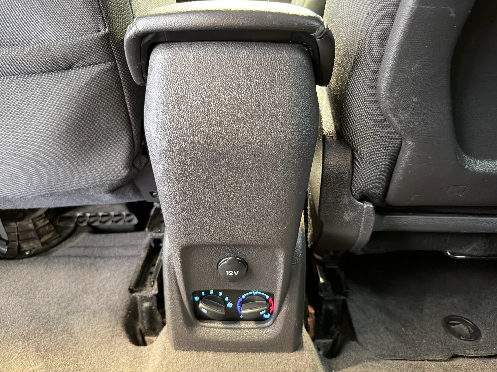 Used 2014 Ford Transit Connect XLT FWD image 38
