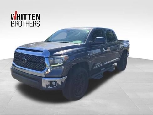 Used 2020 Toyota Tundra SR5 w/ SR5 Upgrade Package AWD/4WD image 1