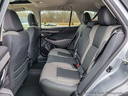 Certified 2025 Subaru Outback Onyx Edition image 11