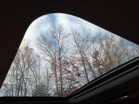 New 2026 Land Rover Discovery Limited Edition image 19