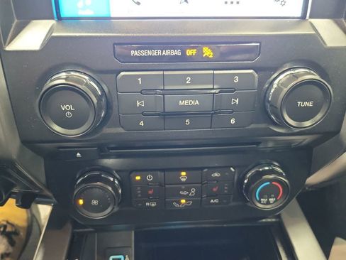 Used 2018 Ford F150 XLT w/ Equipment Group 302A Luxury image 45