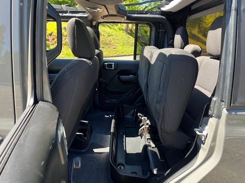 Used 2022 Jeep Gladiator Sport AWD/4WD image 46