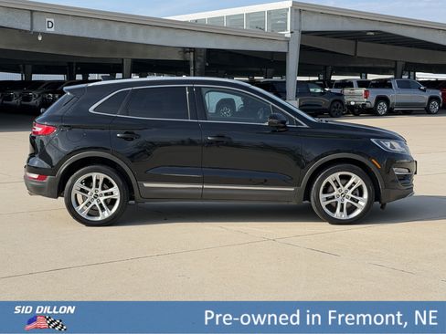 Used 2017 Lincoln MKC Reserve w/ Lincoln MKC Climate Package AWD/4WD image 3