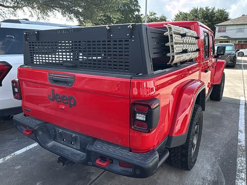 Used 2023 Jeep Gladiator Rubicon w/ LED Lighting Group AWD/4WD image 5