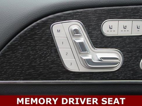 New 2026 Mercedes-Benz GLS 450 4MATIC image 14
