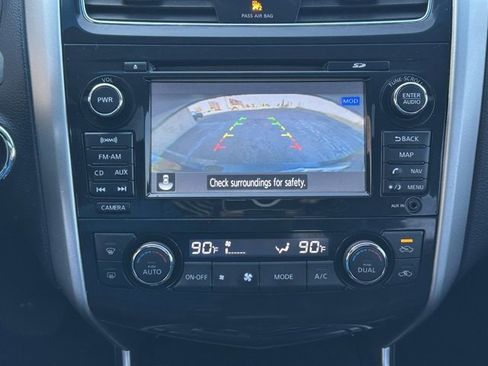 Used 2013 Nissan Altima 3.5 SL w/ Technology Pkg image 34