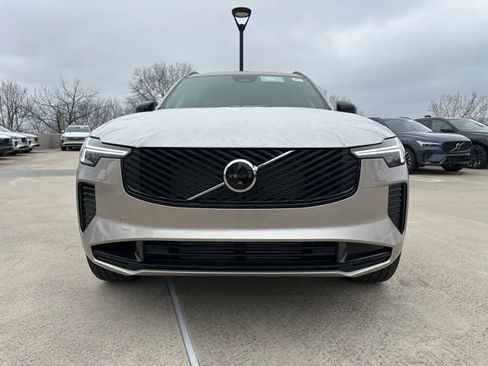 New 2026 Volvo XC90 T8 Ultra w/ Protection Package image 2