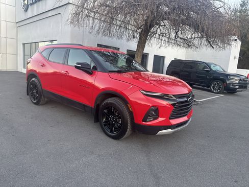 Used 2021 Chevrolet Blazer LT image 1
