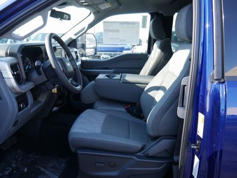 New 2026 Ford F250 XLT w/ FX4 Off-Road Package image 2