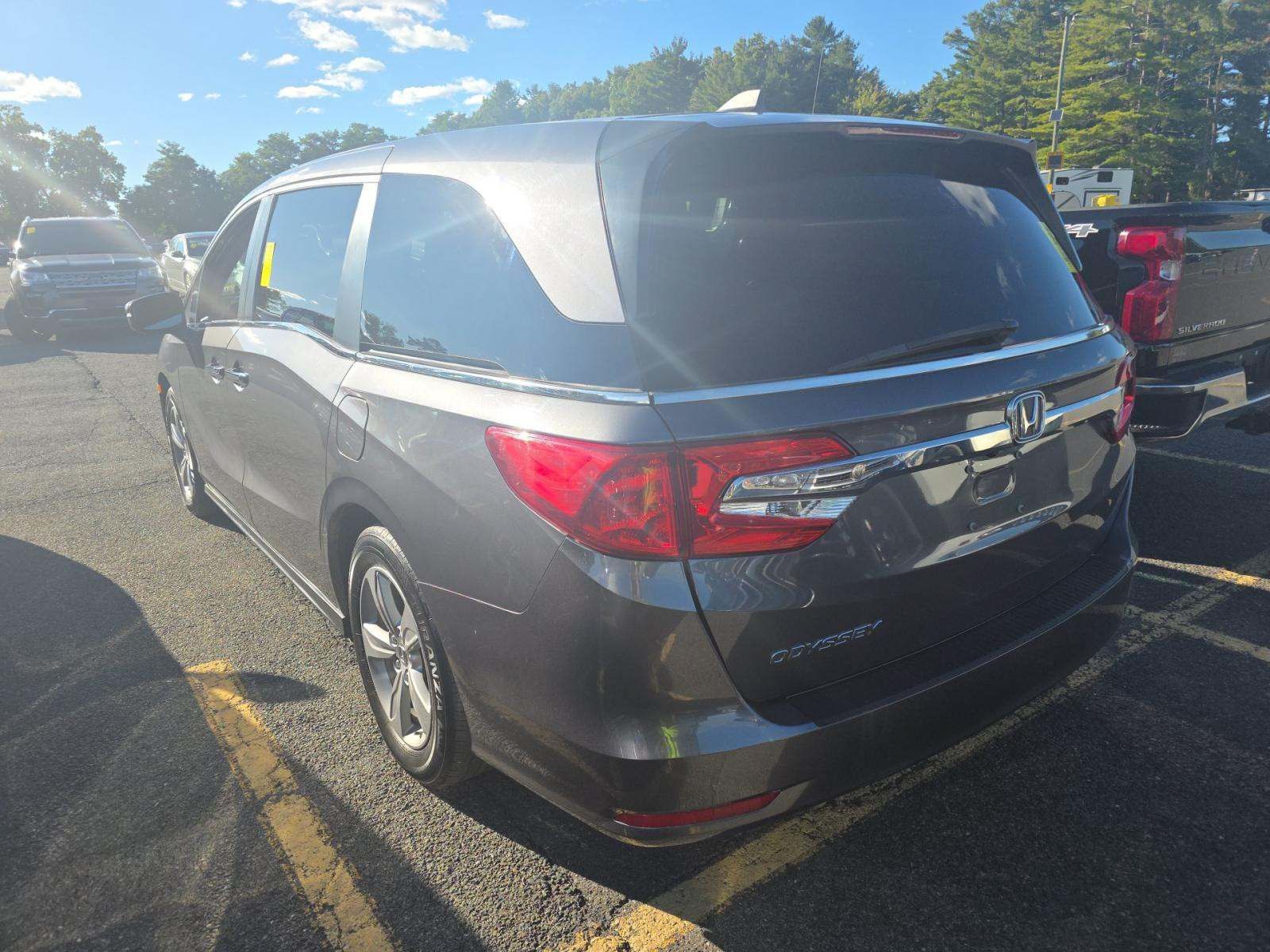 Used 2019 Honda Odyssey EX-L image 2