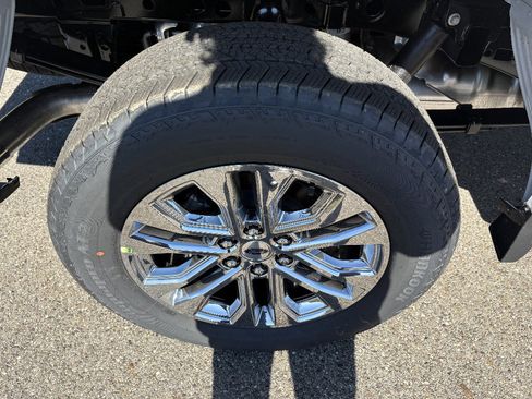 New 2026 Ford F150 Lariat image 12