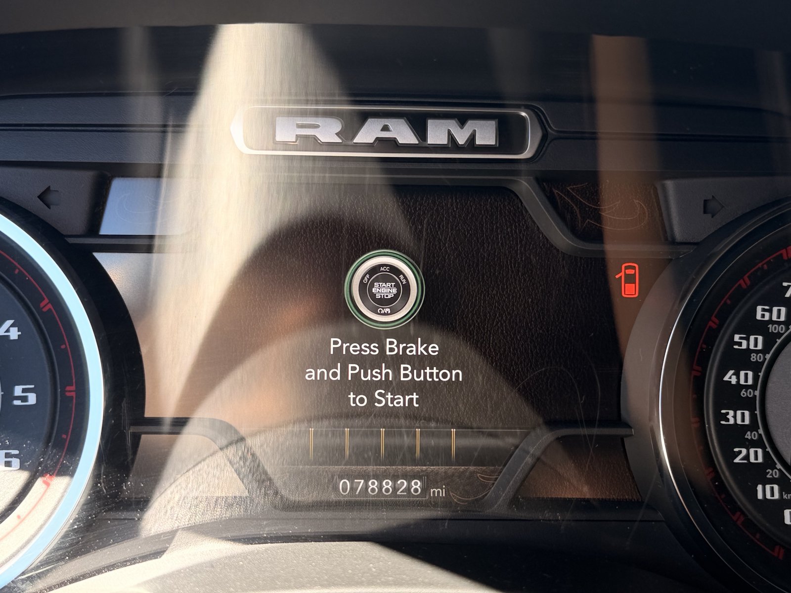 Used 2022 RAM 1500 Big Horn AWD/4WD image 13