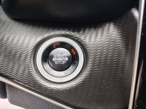 Certified 2024 Jeep Grand Cherokee Altitude AWD/4WD image 34