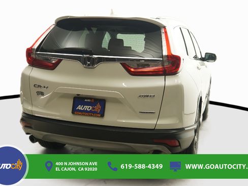 Used 2017 Honda CR-V Touring image 10