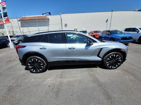 Used 2024 Chevrolet Blazer EV RS AWD/4WD image 9