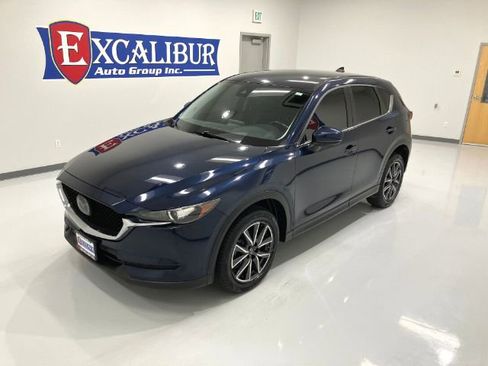 Used 2018 MAZDA CX-5 Touring image 2