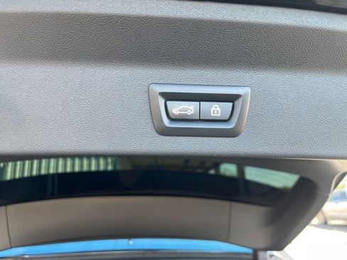 Used 2022 BMW X3 sDrive30i w/ Premium Package 2 RWD image 9