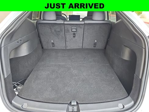 Used 2021 Tesla Model Y Long Range AWD/4WD image 22