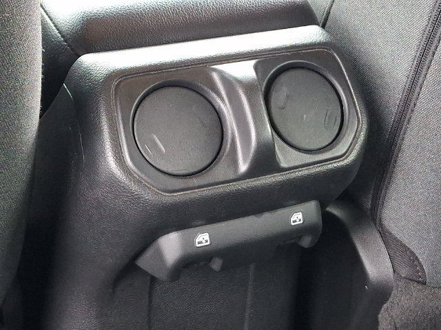 Used 2024 Jeep Wrangler Unlimited AWD/4WD image 21
