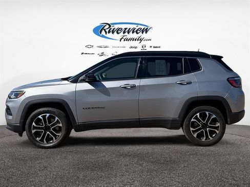 Used 2024 Jeep Compass Limited AWD/4WD image 2