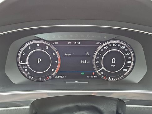 Used 2019 Volkswagen Tiguan SEL R-Line AWD/4WD image 13