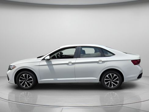 Used 2024 Volkswagen Jetta S FWD image 2