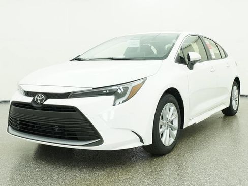 New 2026 Toyota Corolla XLE FWD image 18