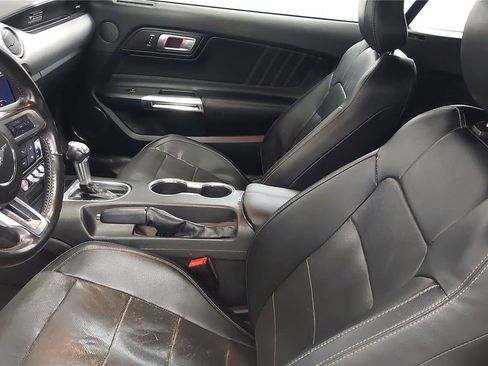 Used 2020 Ford Mustang Premium image 19