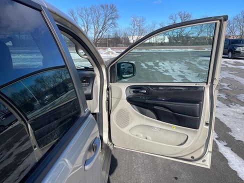 Used 2014 Dodge Grand Caravan SE w/ Quick Order Package 29E SE image 31