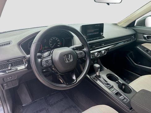 Certified 2024 Honda Civic EX image 9