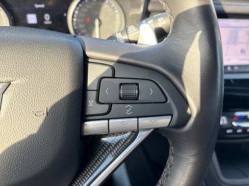 Used 2024 Cadillac XT6 Sport w/ Technology Package AWD/4WD image 12