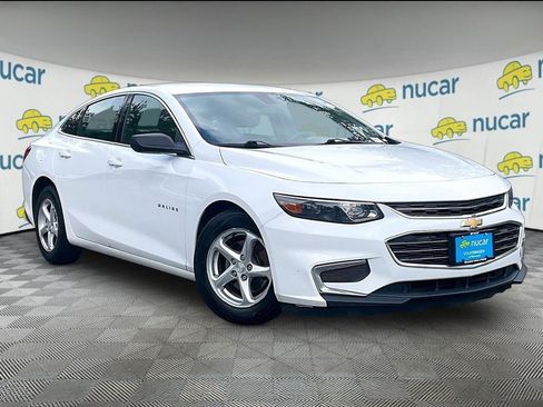 Used 2017 Chevrolet Malibu LS w/ LPO, Convenience Package 1 FWD image 1