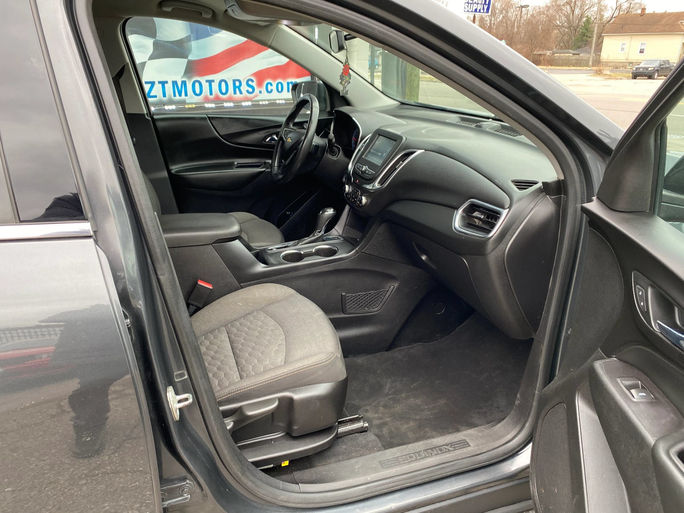 Used 2018 Chevrolet Equinox LT AWD/4WD image 13