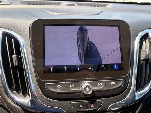Used 2022 Chevrolet Equinox Premier AWD/4WD image 31
