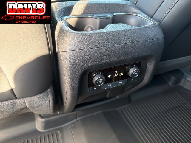 New 2027 Chevrolet Traverse High Country w/ LPO, Floor Liner Package AWD/4WD image 21