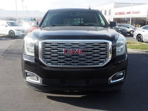 Used 2020 GMC Yukon XL Denali image 3