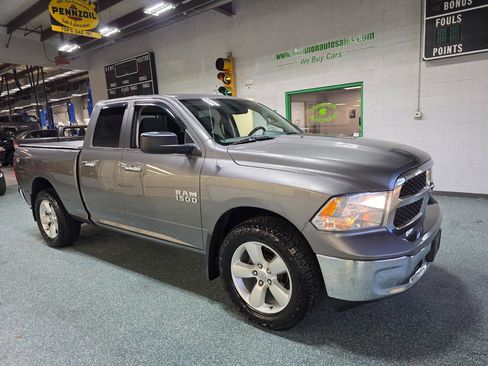 Used 2013 RAM 1500 Classic SLT w/ Premium Display Pkg image 4