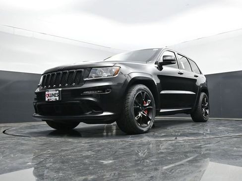 Used 2012 Jeep Grand Cherokee SRT8 w/ Luxury Group II AWD/4WD image 51