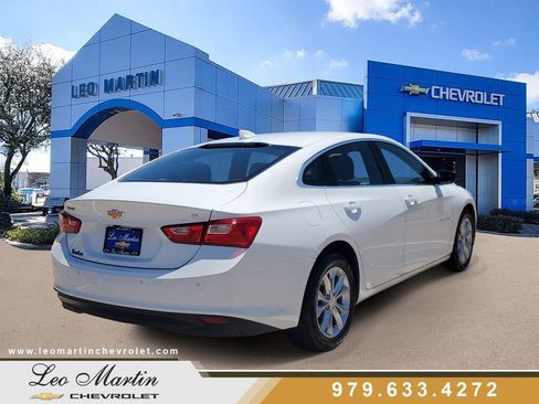 Used 2024 Chevrolet Malibu LT FWD image 3