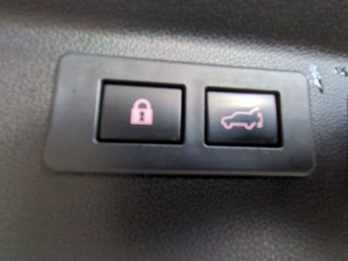 Used 2021 Subaru Forester Touring w/ Popular Package #2 image 33