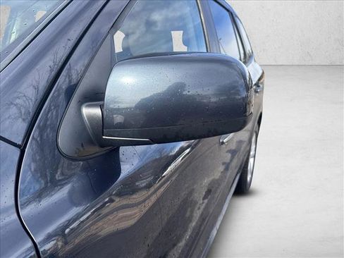 Used 2011 Hyundai Santa Fe Limited w/ Navigation Pkg 4 image 8