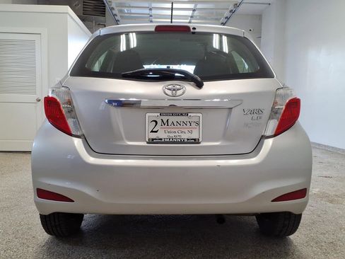 Used 2014 Toyota Yaris LE FWD image 5