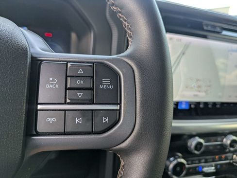 Used 2025 Ford F150 Lariat w/ Equipment Group 502A High AWD/4WD image 29