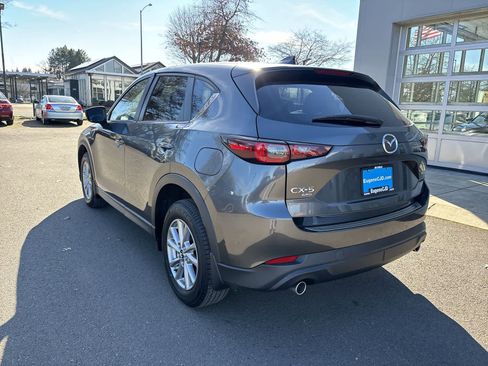 Used 2023 MAZDA CX-5 AWD 2.5 S w/ Preferred Package image 3