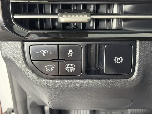 Certified 2026 Kia Sportage SX Prestige AWD/4WD image 31