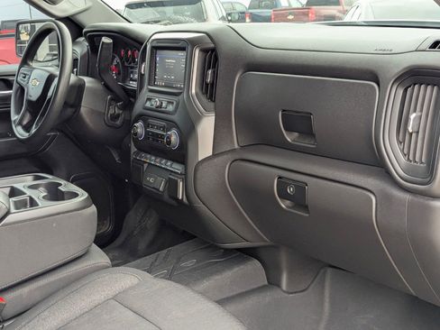 Used 2024 Chevrolet Silverado 1500 Custom image 26