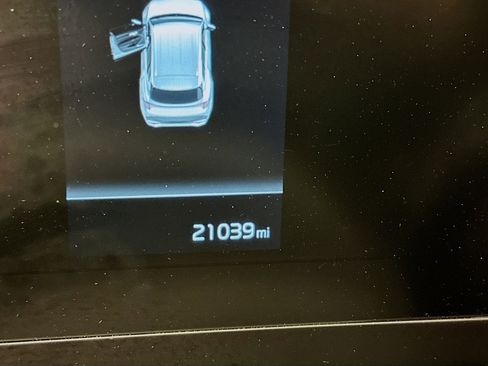 Used 2025 Kia Sportage LX image 19