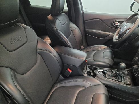 Used 2022 Jeep Cherokee Limited image 21